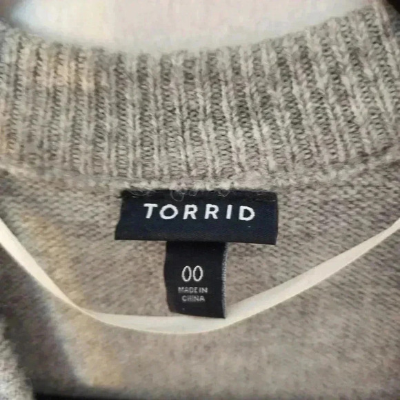 ♥Torrid 00 sweater - Picture 9 of 11